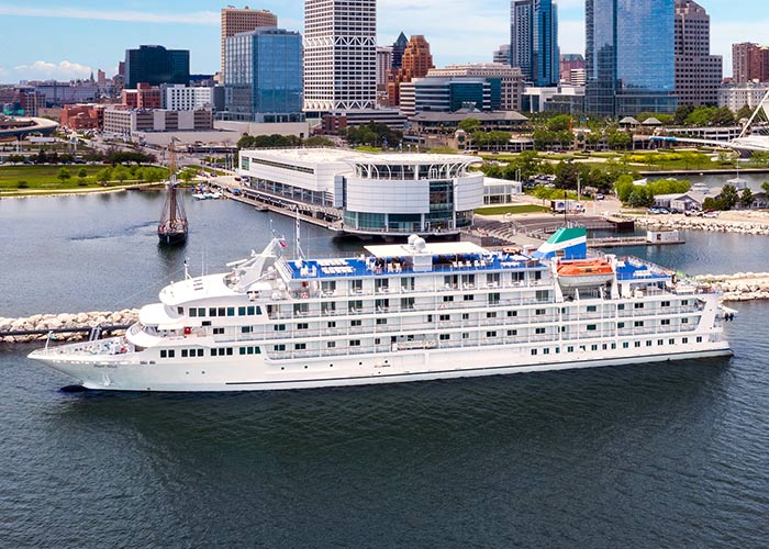 11-Night Great Lakes and Georgian Bay Cruise | Pearl Seas Cruises